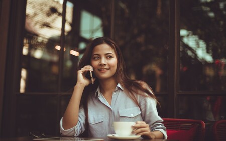 Women on phone for egg freezing